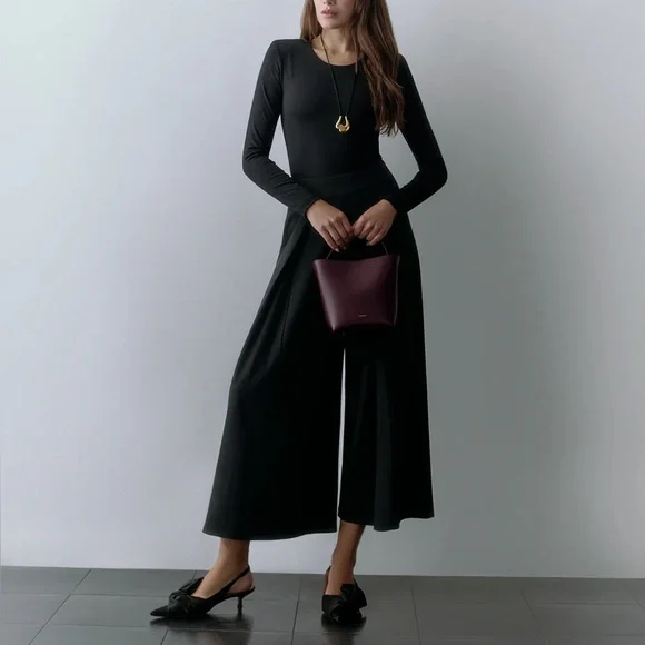 NWT CUYANA Mini Linea Bucket Bag in PLUM Smooth Leather - Picture 11 of 12